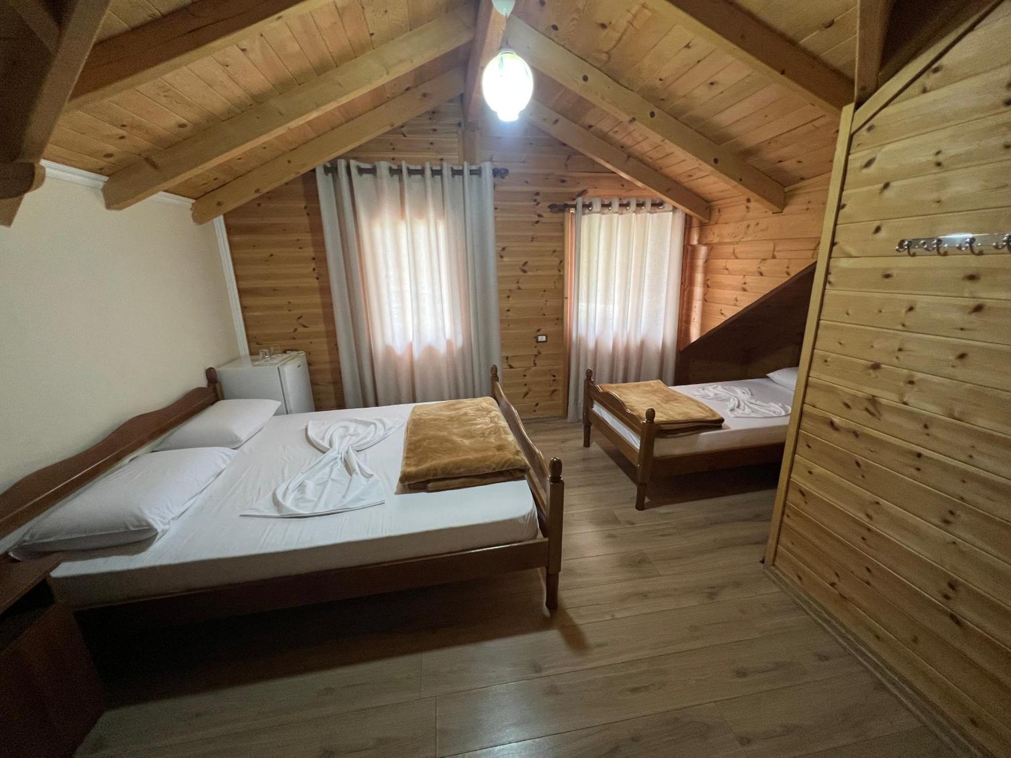 Vila Pepaj Razëm Exterior foto